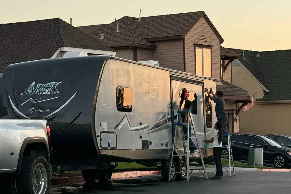 Matt's Coachmen Apex ultralight Travel Trailer