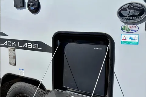 Alpine Adventure Wolf Pup: Forest River 2021 Wolf Pup 17JGBL Travel Trailer (SUV Towable)