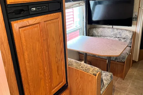 Mazerolle’s Jayco Jay Flight 29 BHS Travel Trailer