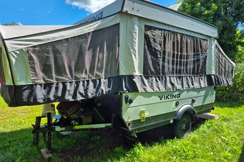 Sandra's Viking 2107LS Tent Trailer