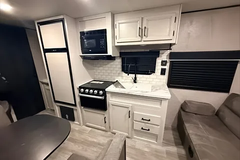 TT2 - 10 Person w/ Bunk- The RV Rental Factory