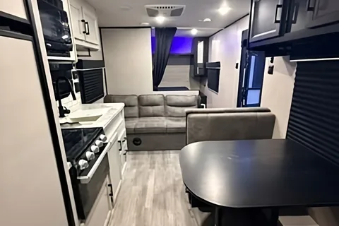 TT2 - 10 Person w/ Bunk- The RV Rental Factory