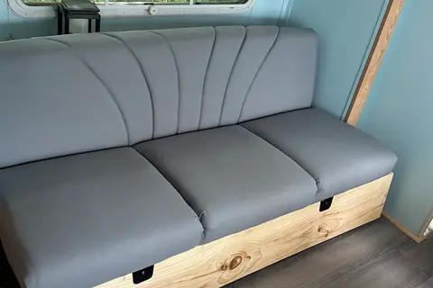 ✨ Garett’s Fully Renovated Forest River Camper • Sleeps 4