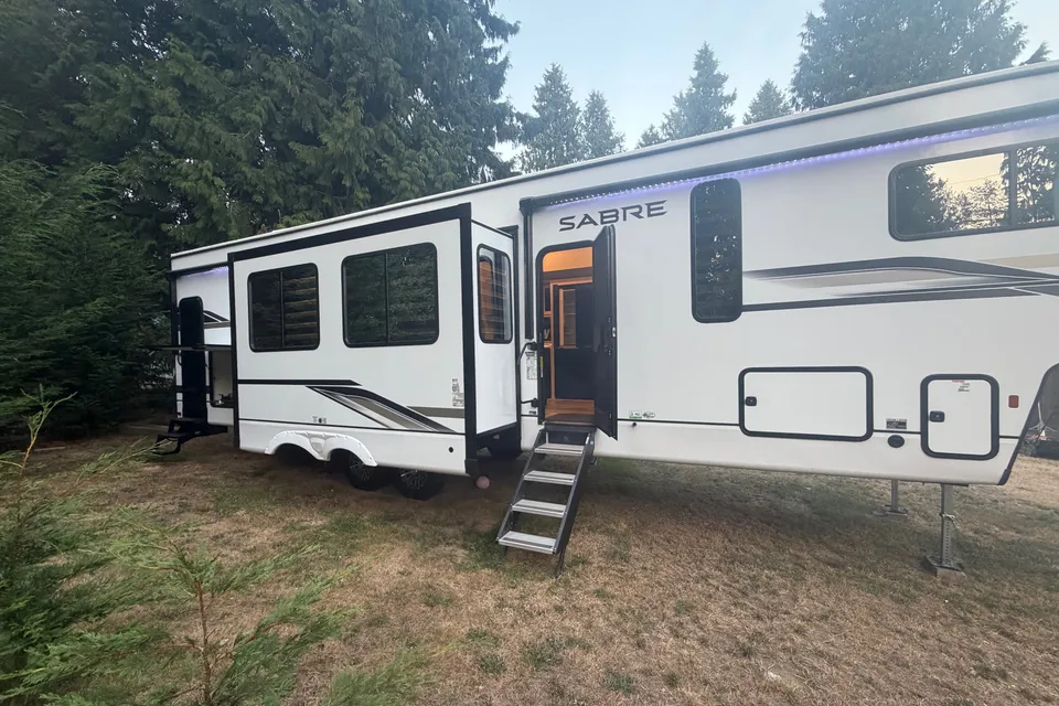 Happy Camper Family Friendly Forest River Sabre Fifth Wheel
