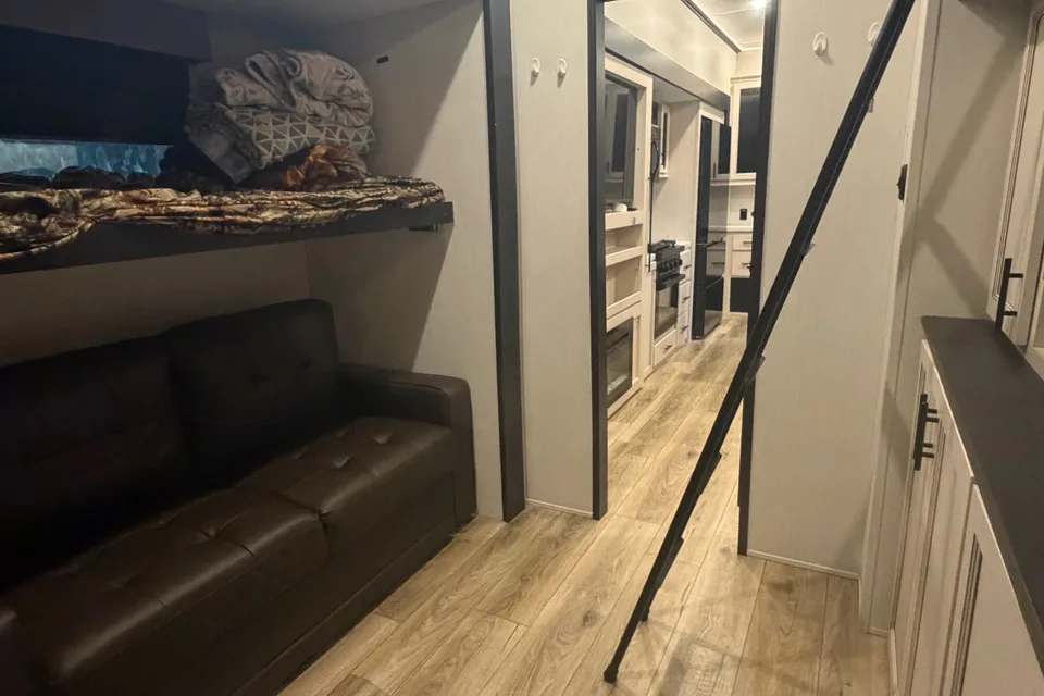 Happy Camper Family Friendly Forest River Sabre Fifth Wheel