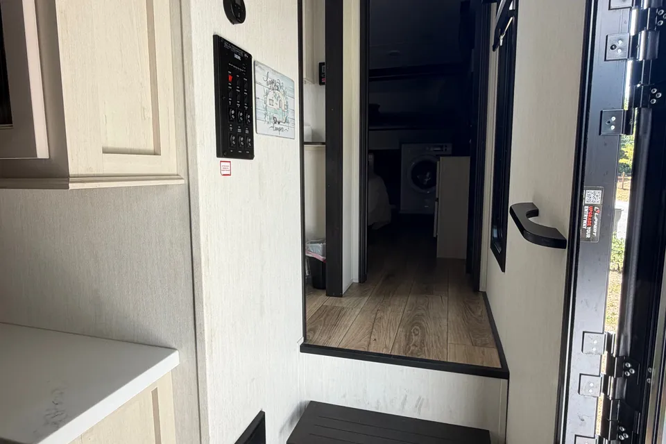 Happy Camper Family Friendly Forest River Sabre Fifth Wheel