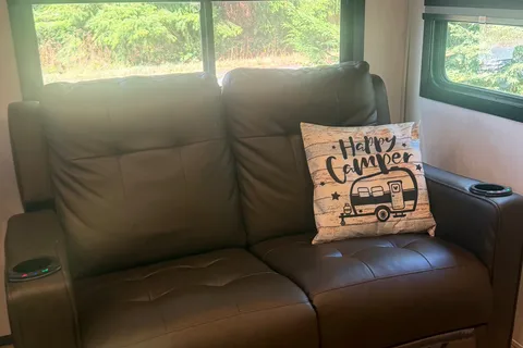 Happy Camper Family Friendly Forest River Sabre Fifth Wheel