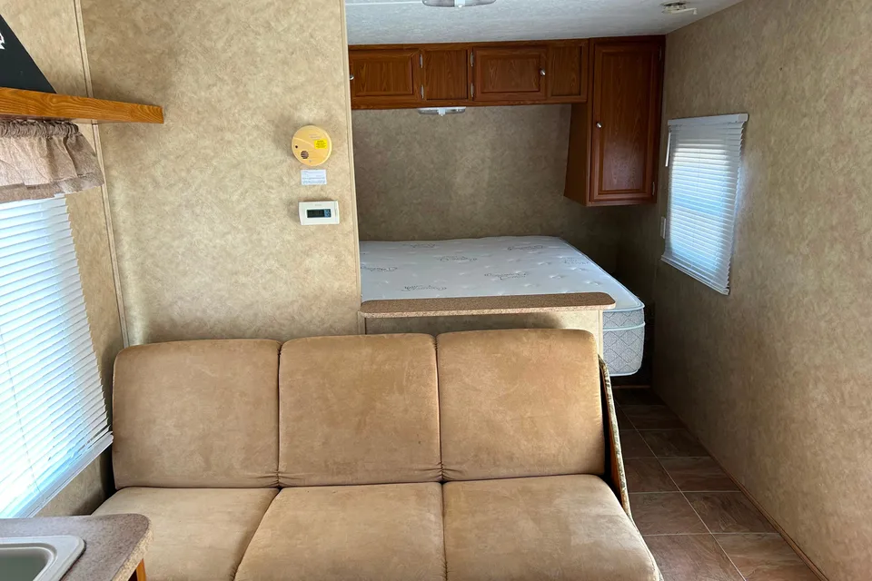 1-Dutchmen TRAVEL TRAILER / CAMPER / RV RENTAL