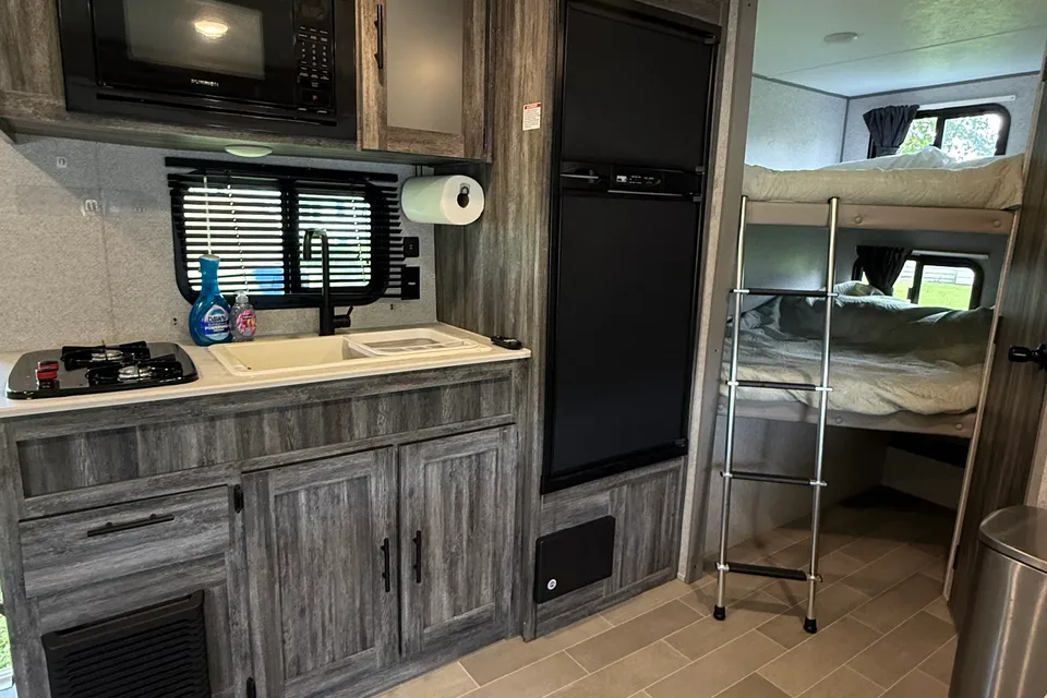 Ready Set Camp- Cozy Family Camper