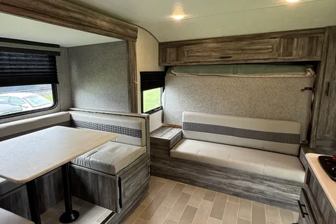 Ready Set Camp- Cozy Family Camper
