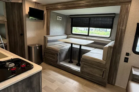 Ready Set Camp- Cozy Family Camper