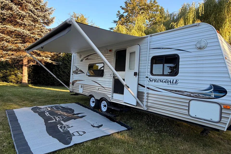 The Pinterest Trailer | Keystone Springdale | Renovated Couples Retreat