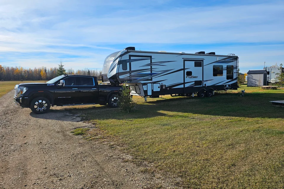 Conrad's Keystone Fusion Fifth Wheel