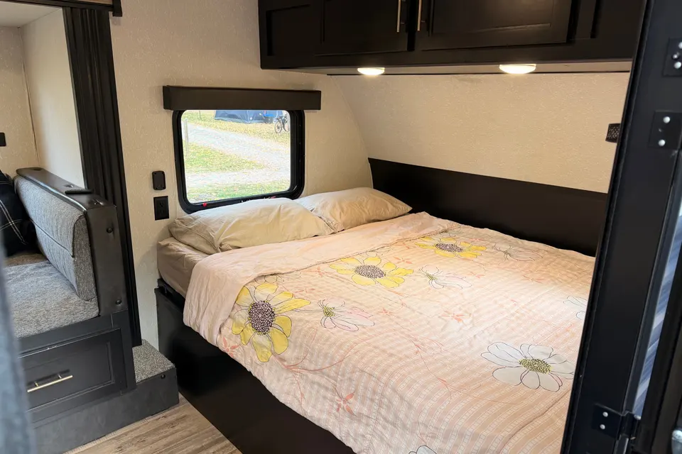 Airbnb on Wheels 🚐 | Premium Wolf Pup 17JG | Sleeps 6 | Blackstone Grill & Luxury Upgrades 🇨🇦