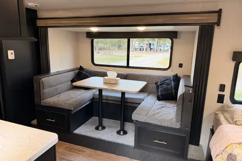 Airbnb on Wheels 🚐 | Premium Wolf Pup 17JG | Sleeps 6 | Blackstone Grill & Luxury Upgrades 🇨🇦