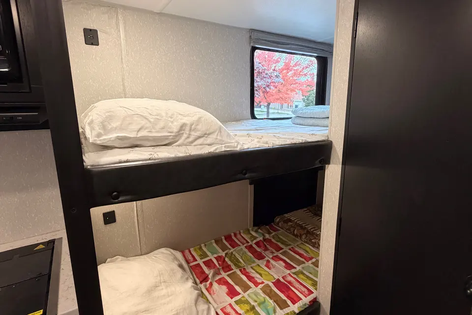 Airbnb on Wheels 🚐 | Premium Wolf Pup 17JG | Sleeps 6 | Blackstone Grill & Luxury Upgrades 🇨🇦