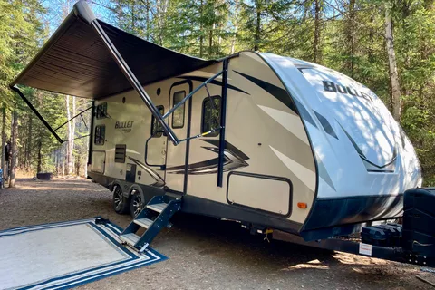 Cozy Bullet 28’ - Home Away From Home