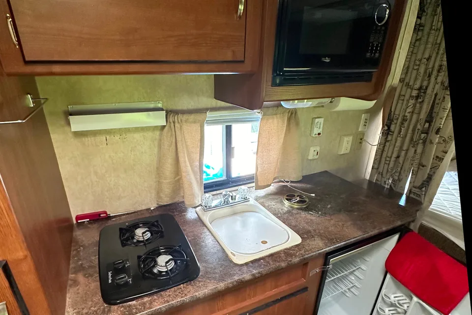 JJ’s weekender - Salem Cruise lite travel trailer