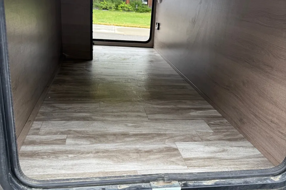Mike's Grand Design Imagine 2910BH Travel Trailer
