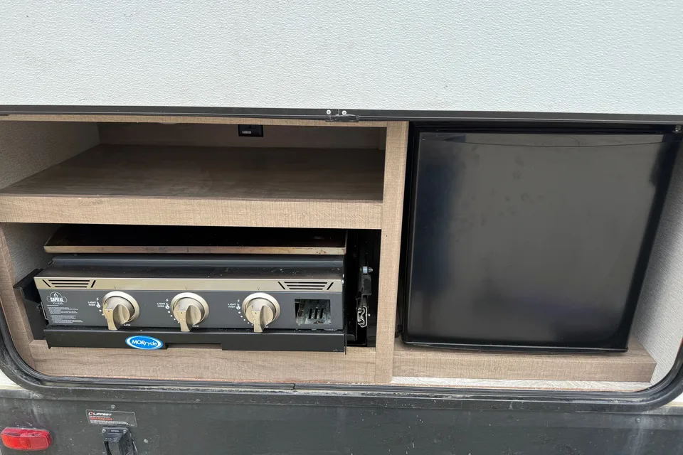 Mike's Grand Design Imagine 2910BH Travel Trailer