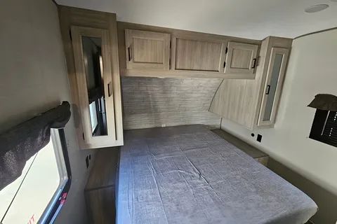 Robert's Forest River Catalina Travel Trailer