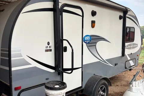 Joe's Coachmen 2018 Travel Trailer
