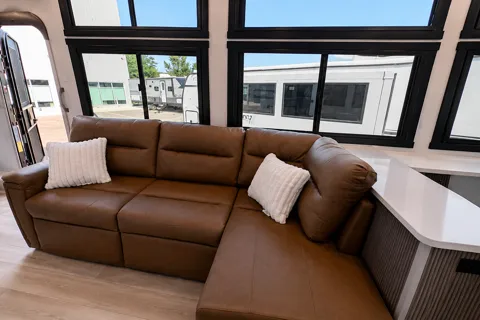 Forest River Wildwood Heritage Glen Fifth Wheel
