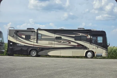 Super luxury Tuscany Classe A