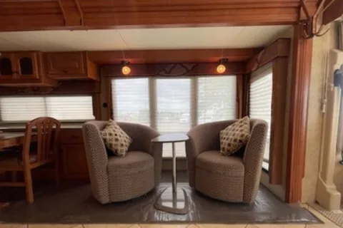 Super luxury Tuscany Classe A