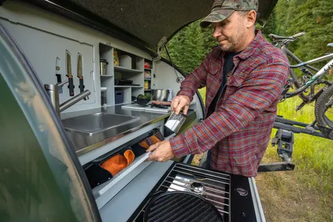 Simon, our 2024 Escapod Voyager TOPO2 w/ FSR Premium Hybrid Roof Top Tent