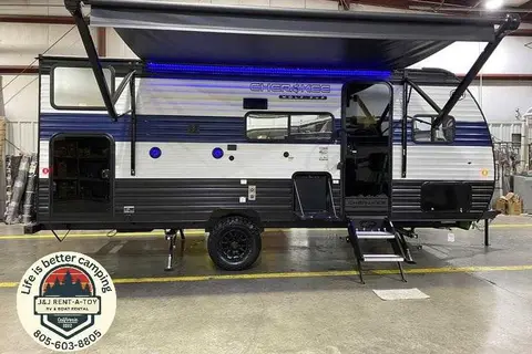 J3 2025 "Rugged Roamer"