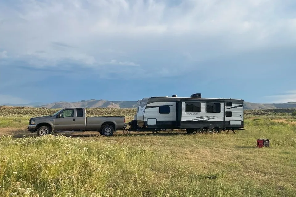 2021 Keystone Hideout - Your Shuswap Getaway