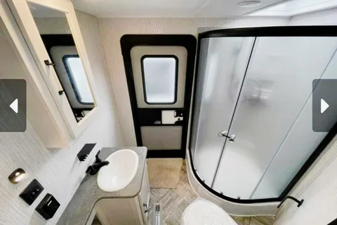Jeremy's Palomino 28BHSS Travel Trailer