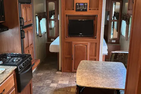 Island Adventure Bunkhouse