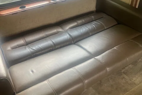 CT RV Adventures Forest River Sunseeker 3170DSF Class C