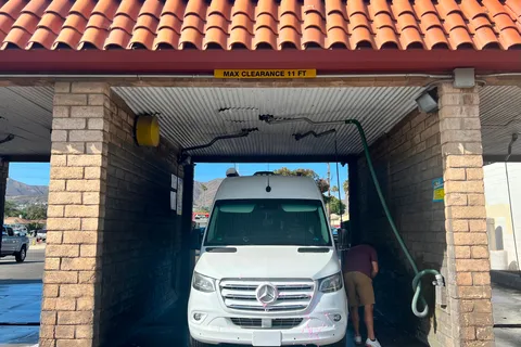 Glamping on Wheels - 20ft Modern Luxury MB Sprinter