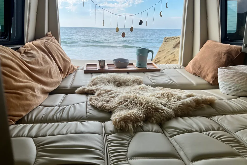 Glamping on Wheels - 2021 MB Luxury 20ft Sprinter