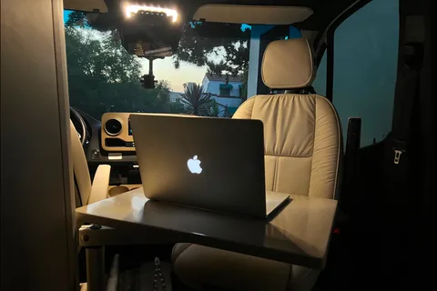 Glamping on Wheels - 20ft Modern Luxury MB Sprinter
