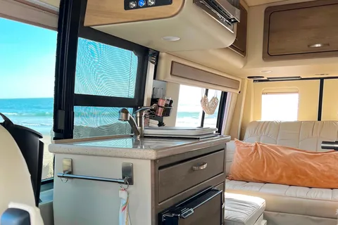 Glamping on Wheels - 20ft Modern Luxury MB Sprinter