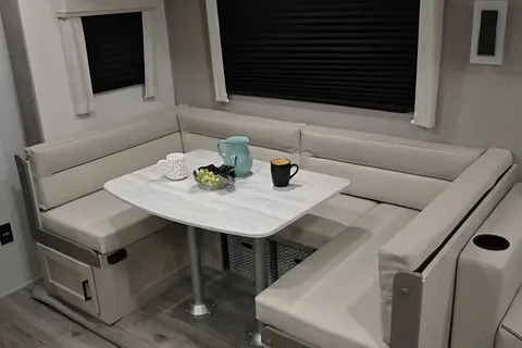 2025 BRAND NEW! Coachmen Catalina Legacy 263BHSCK
