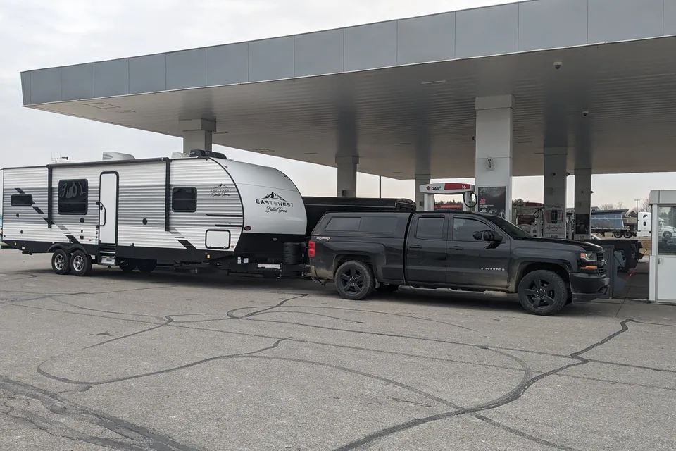 Jeff's East to West Della Teera Travel Trailer