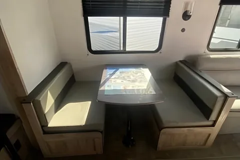 Gulf Stream Friendshop 268BH