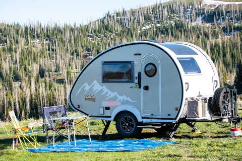 Lil Gal RV: NuCamp 2022 320S Boondock
