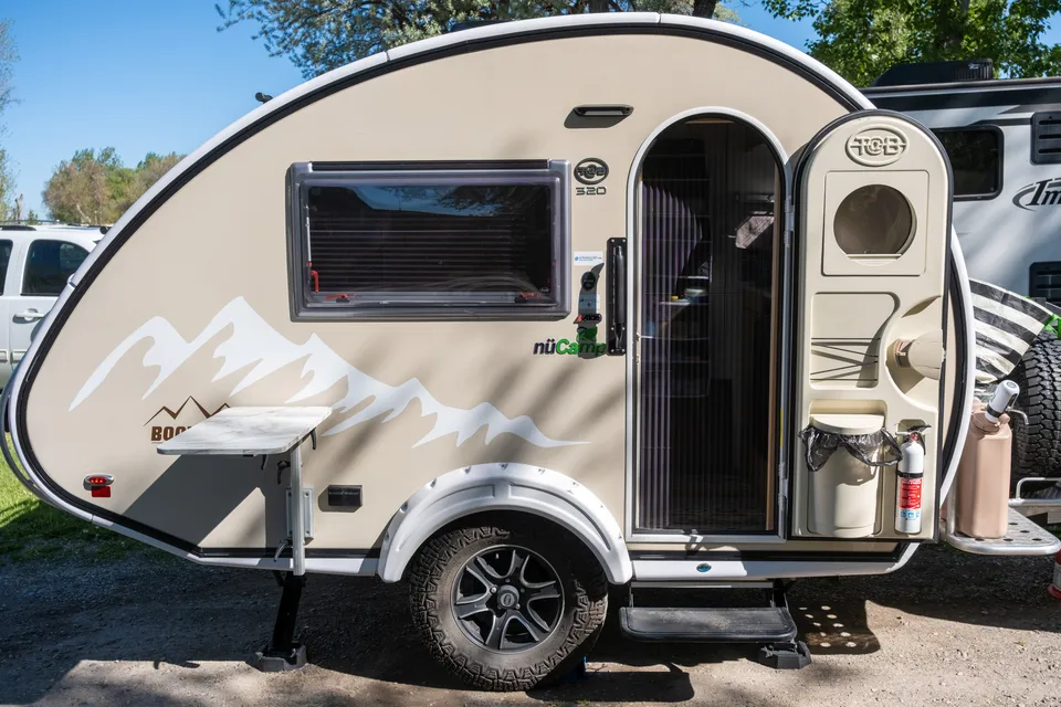 Lil Gal RV: NuCamp 2022 320S Boondock