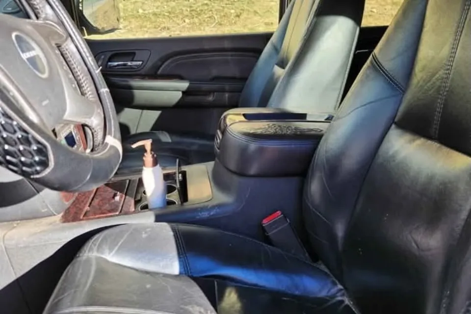 Ruben's GMC Yukon denali Campervan