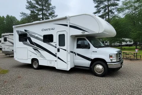 C09 - 6 Sleeper - The RV Rental Factory