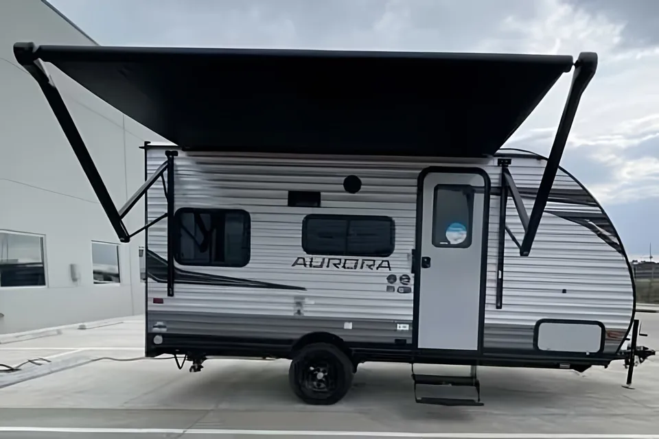 KMP's Forest River Aurora 15RDX 