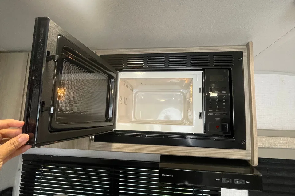 Beautiful Brand-New RV- Spacious, Comfortable, and Family-Ready! ✨