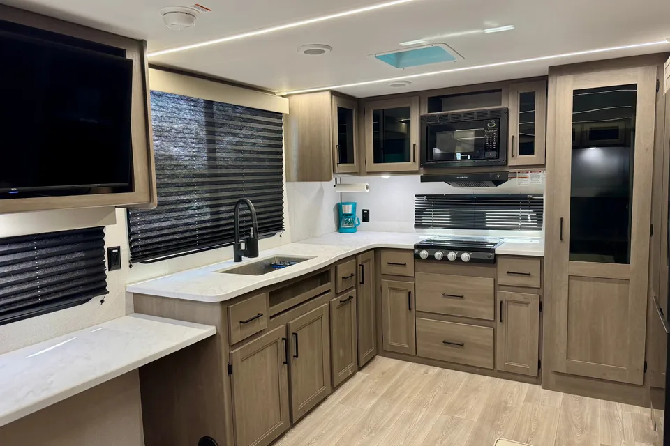 Thomas's Grand Design Transcend 315rkt Travel Trailer