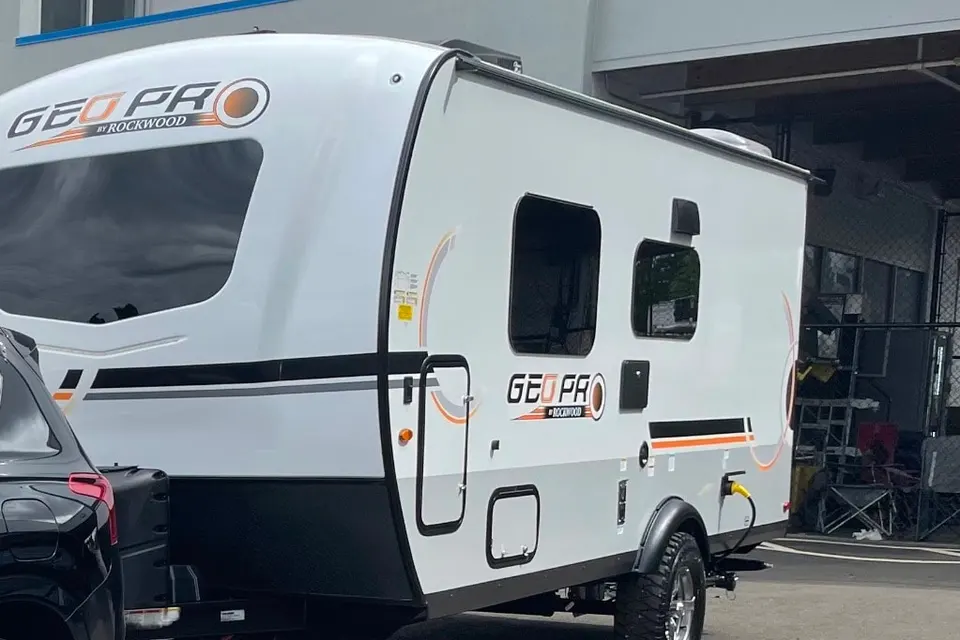 Off grid living in a NEW travel trailer